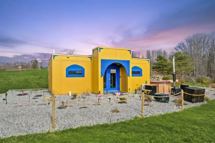 CASABLANCA Moroccan Adobe cabin for rent – 2 Queen beds