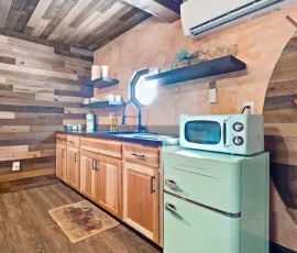 Daisy Kitchen