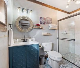 Marrakesh Moroccan Adobe bathroom